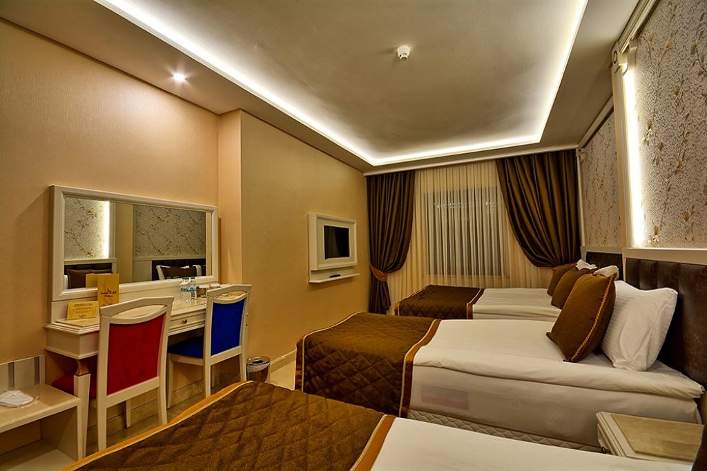 Samir Deluxe Hotel 4*